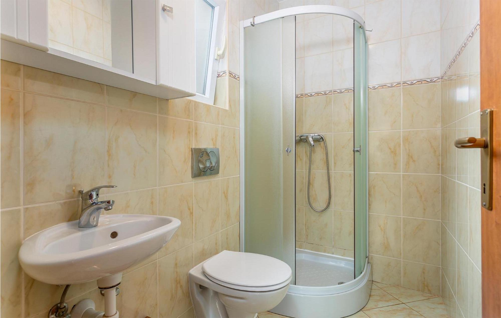 1 Bedroom Nice Home In Sveti Vid-Miholjice Luaran gambar